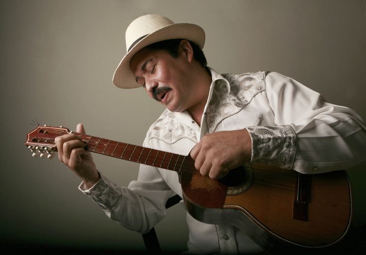 Cantautor Luis Silva